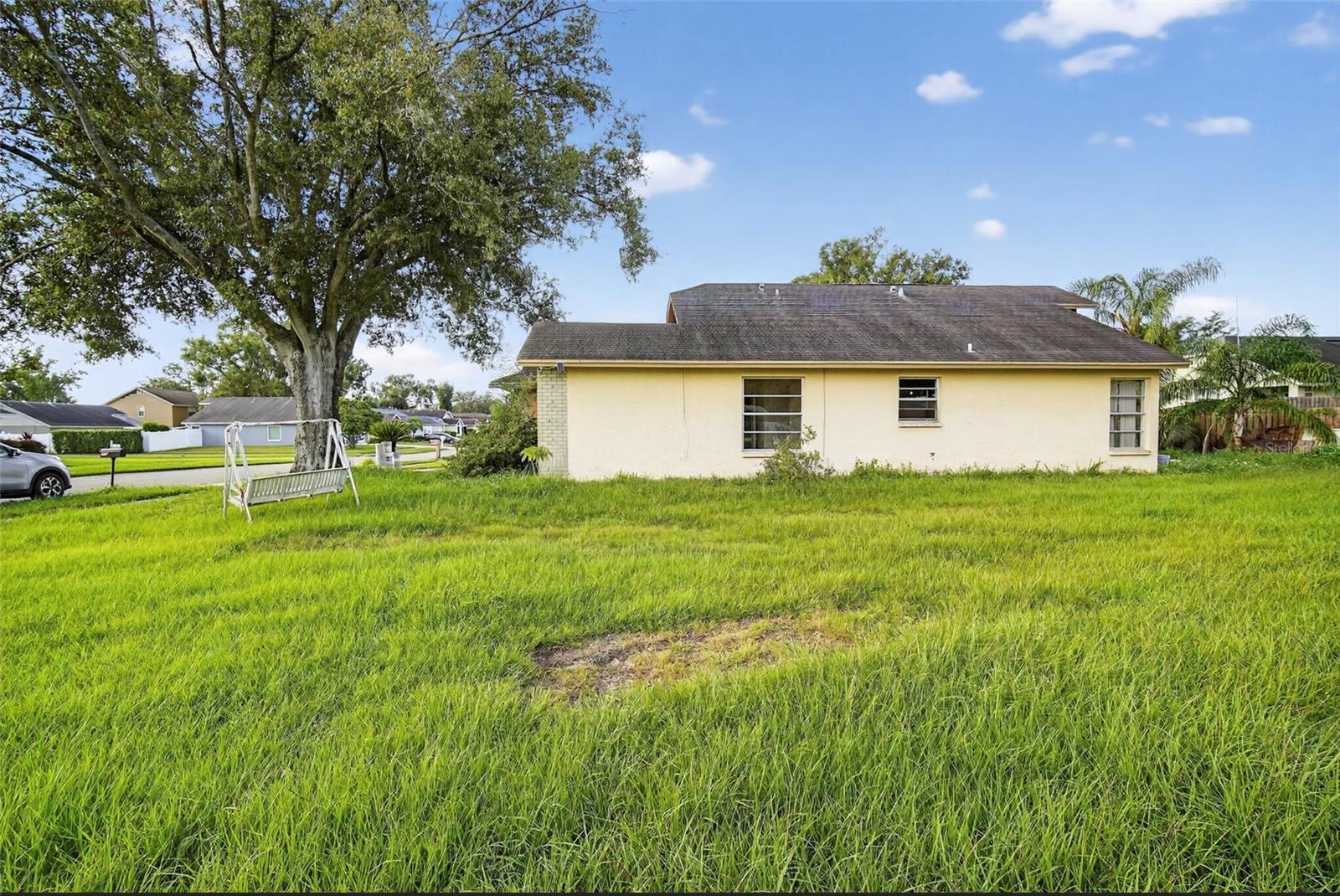 12728 DUNHILL DR, TAMPA, FL, 33624