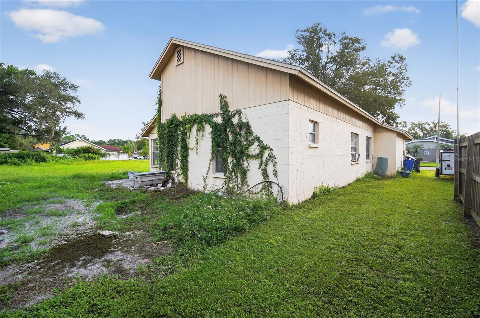 12728 DUNHILL DR, TAMPA, FL, 33624