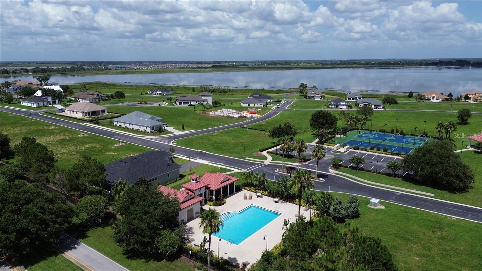 404 ADAMS VIEW LN, AUBURNDALE, FL, 33823