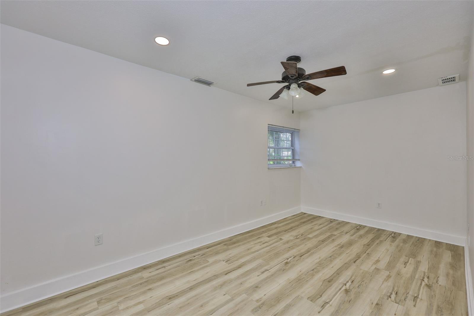 121 WINDY CIR, BRANDON, FL, 33511