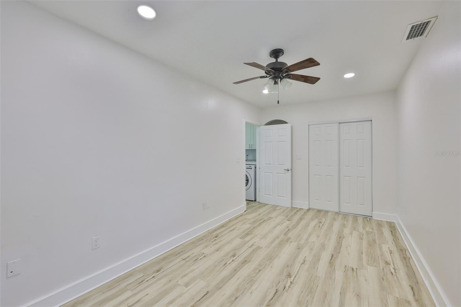 121 WINDY CIR, BRANDON, FL, 33511