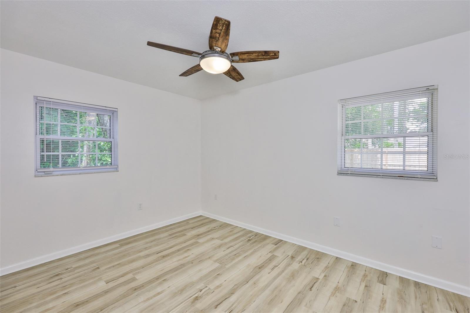 121 WINDY CIR, BRANDON, FL, 33511