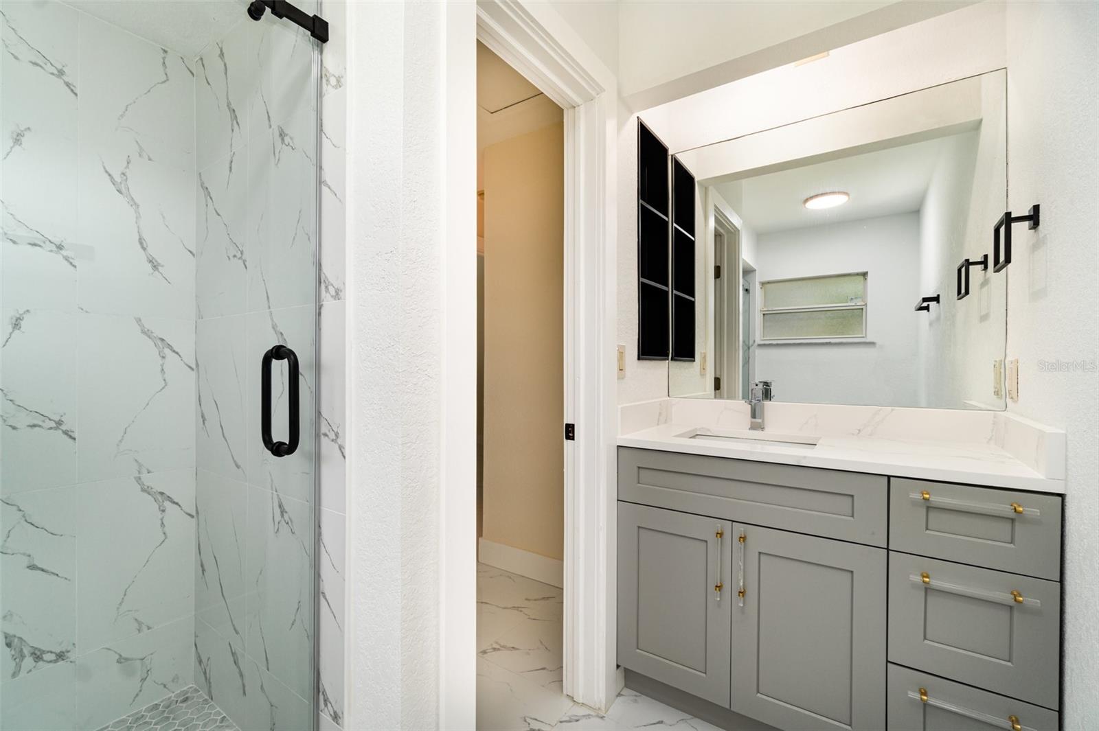 625 W OLYMPIA AVE, PUNTA GORDA, FL, 33950