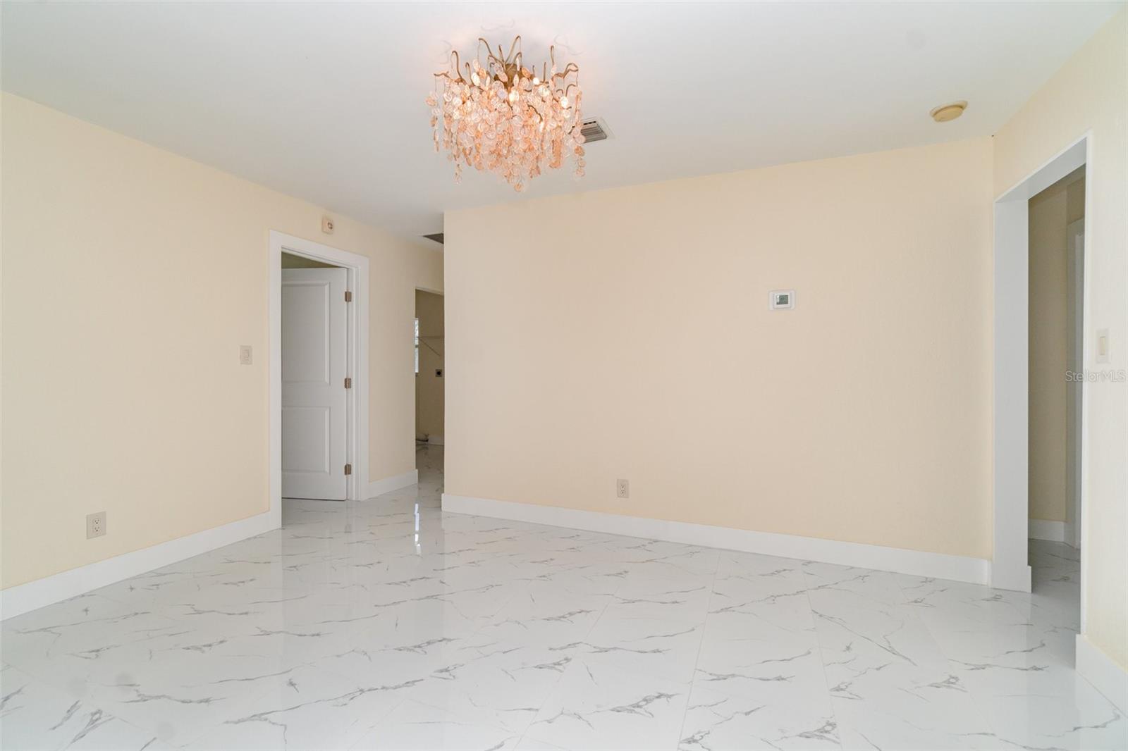 625 W OLYMPIA AVE, PUNTA GORDA, FL, 33950