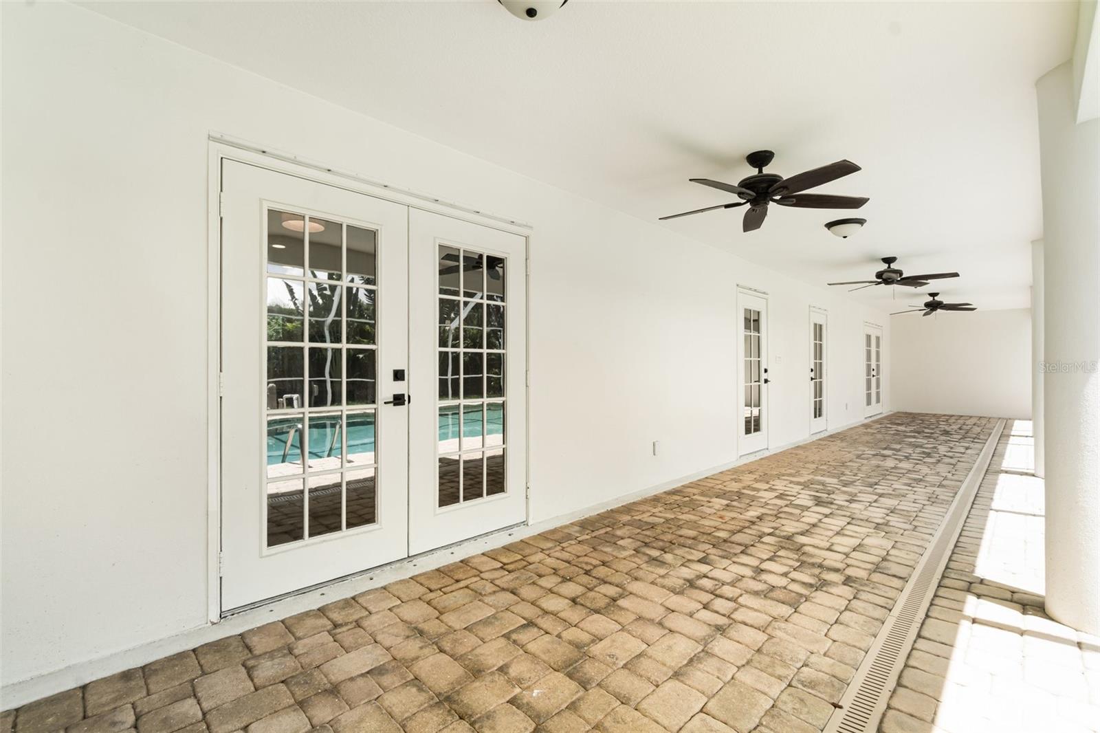 625 W OLYMPIA AVE, PUNTA GORDA, FL, 33950