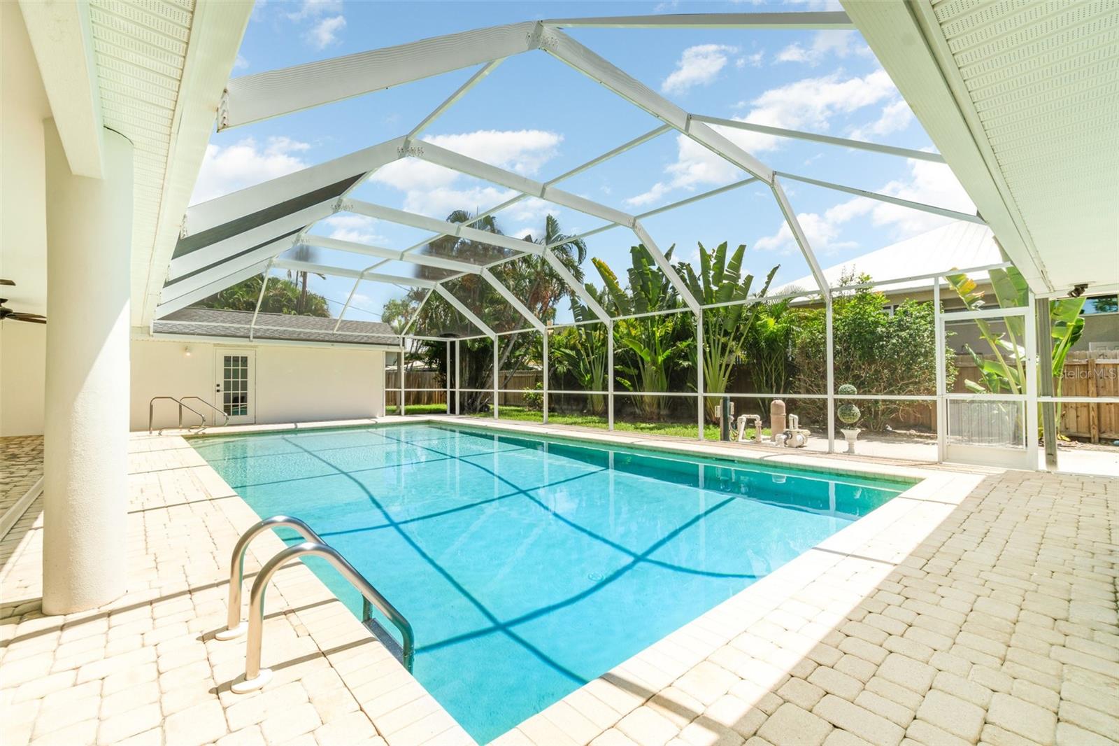 625 W OLYMPIA AVE, PUNTA GORDA, FL, 33950