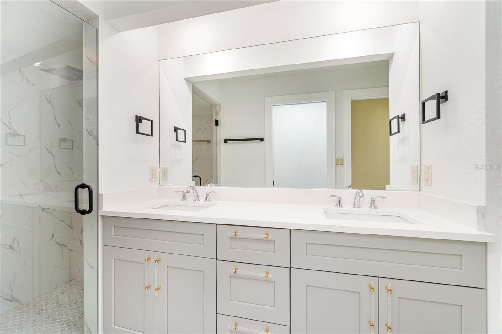 625 W OLYMPIA AVE, PUNTA GORDA, FL, 33950