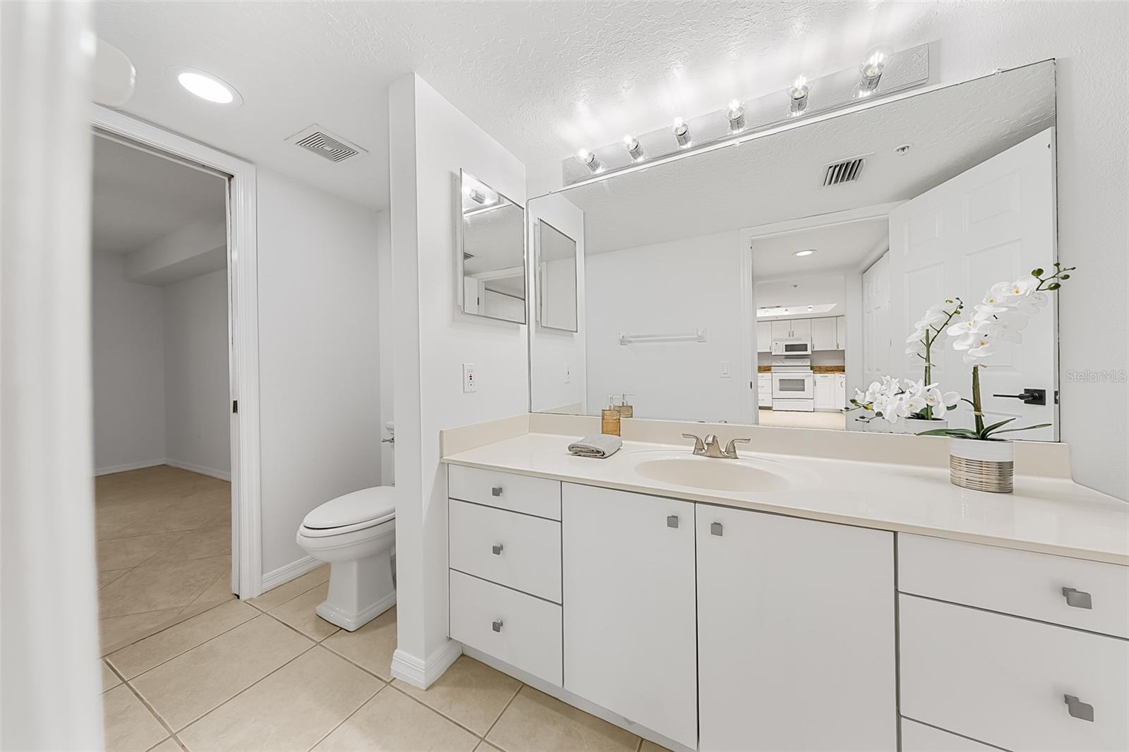 ROYAL PALM CONDO, INDIALANTIC, FL, 32903