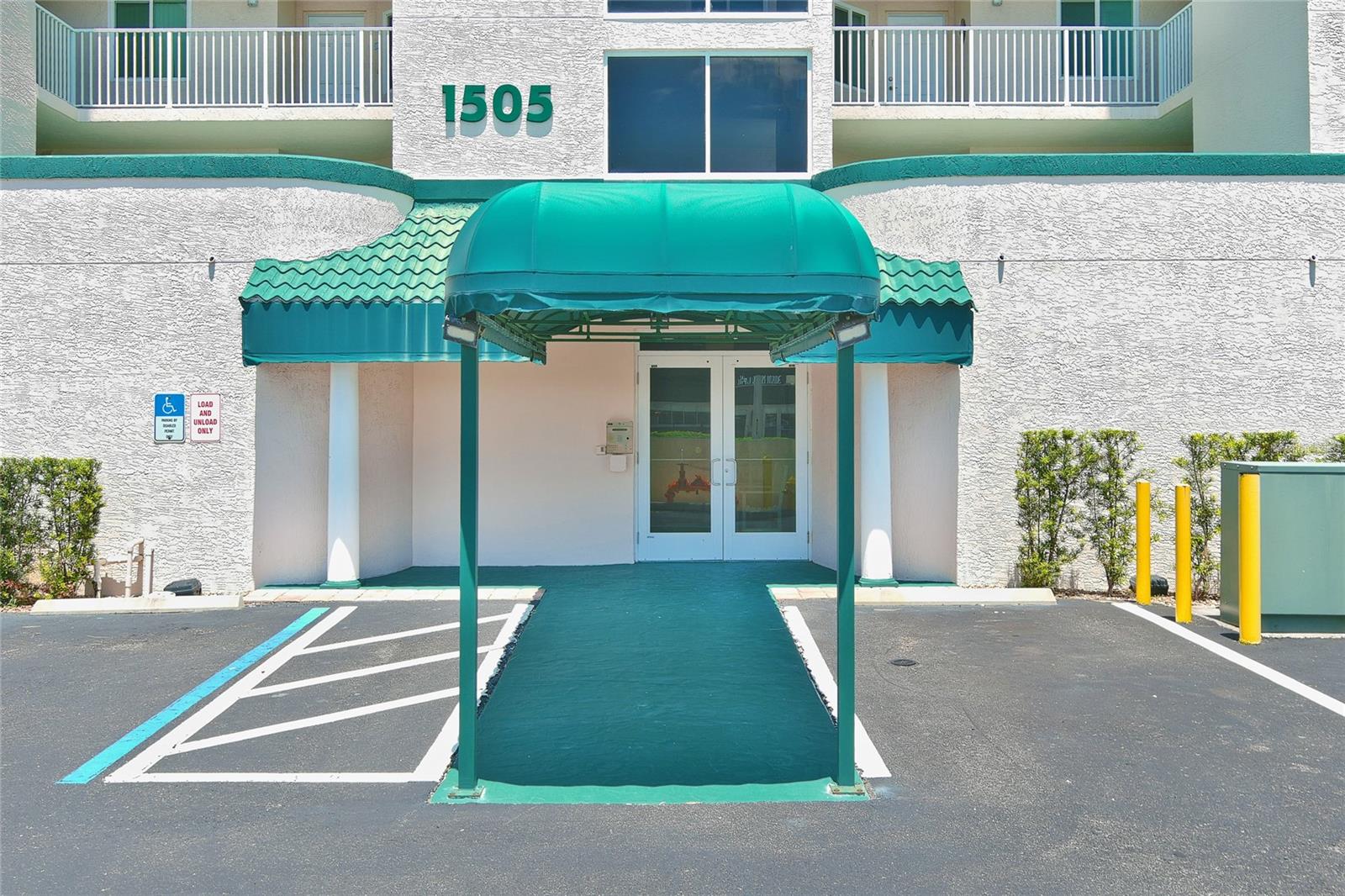 ROYAL PALM CONDO, INDIALANTIC, FL, 32903