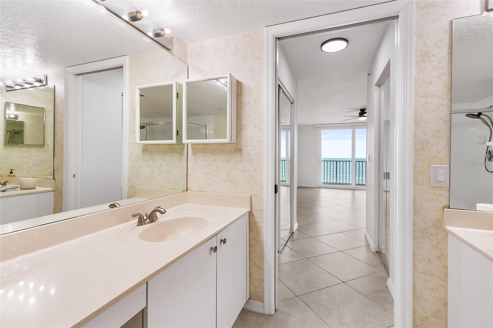 ROYAL PALM CONDO, INDIALANTIC, FL, 32903