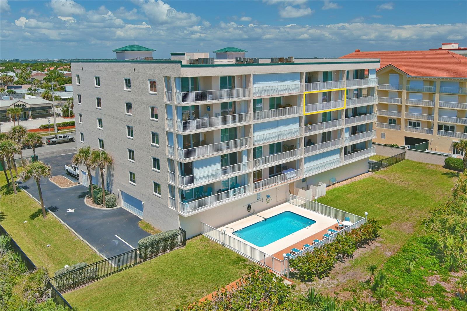 ROYAL PALM CONDO, INDIALANTIC, FL, 32903