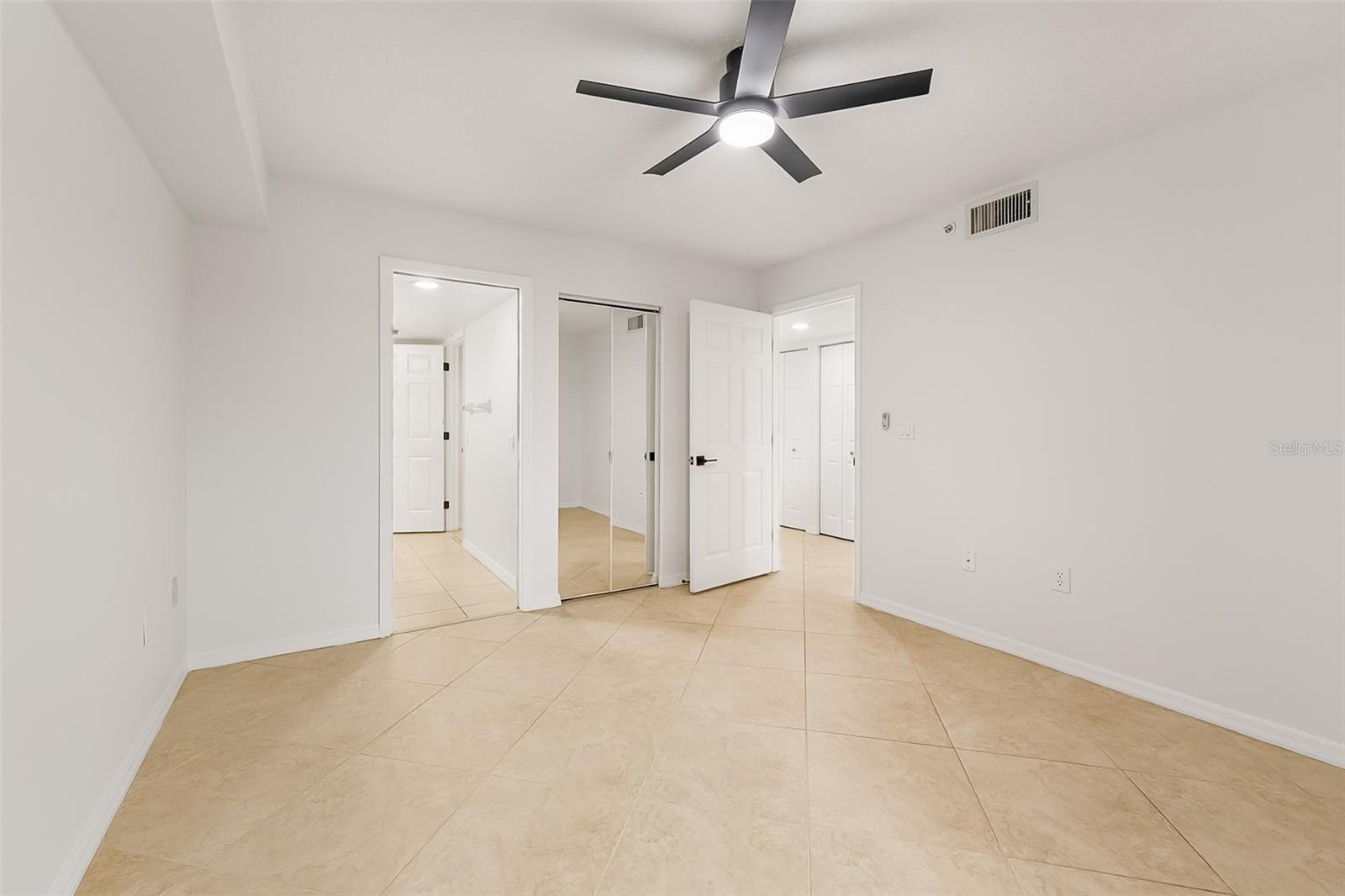 ROYAL PALM CONDO, INDIALANTIC, FL, 32903