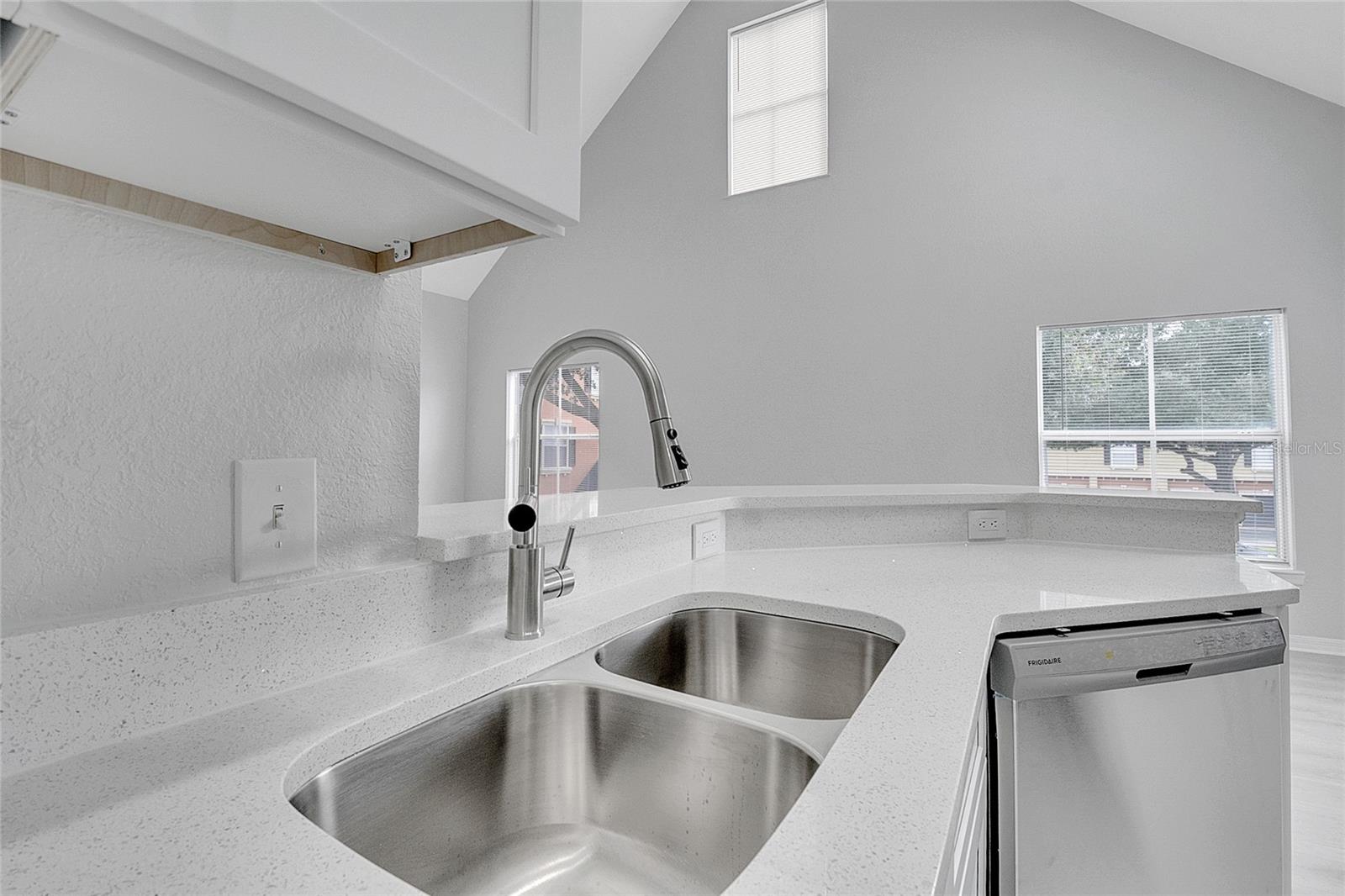 6005 WESTGATE DR #2224, ORLANDO, FL, 32835