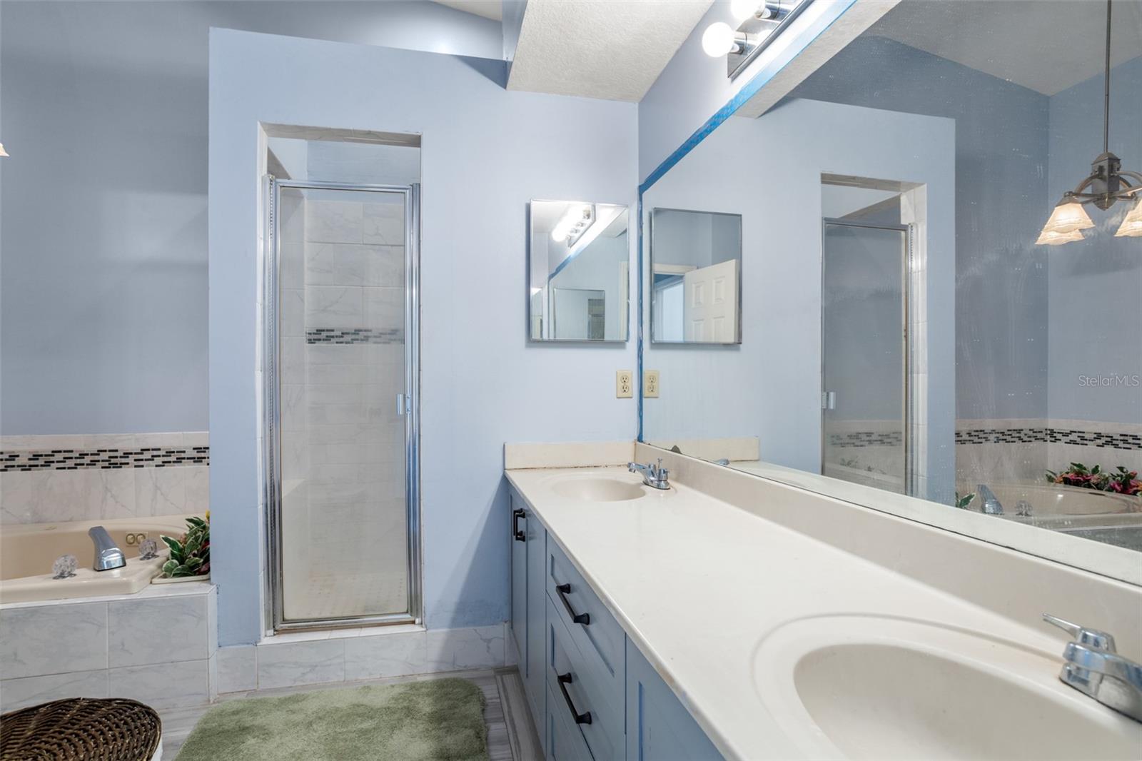 637 PINELLAS BAYWAY S #204, TIERRA VERDE, FL, 33715