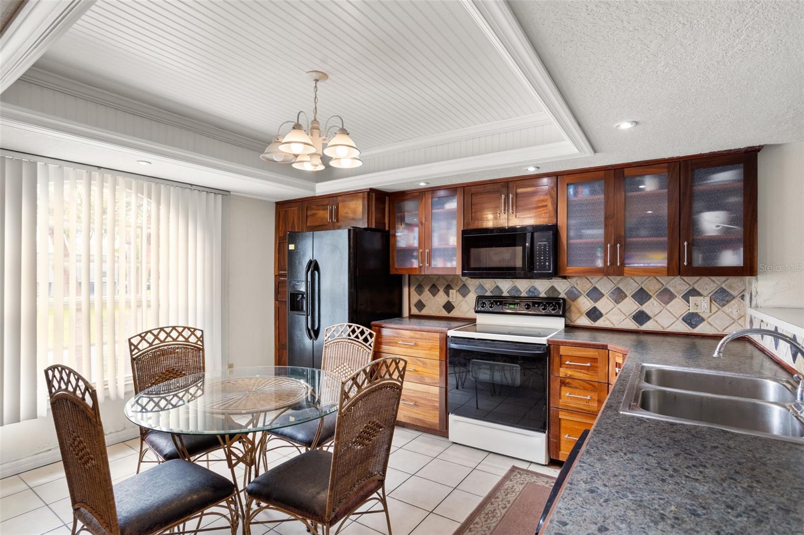 637 PINELLAS BAYWAY S #204, TIERRA VERDE, FL, 33715