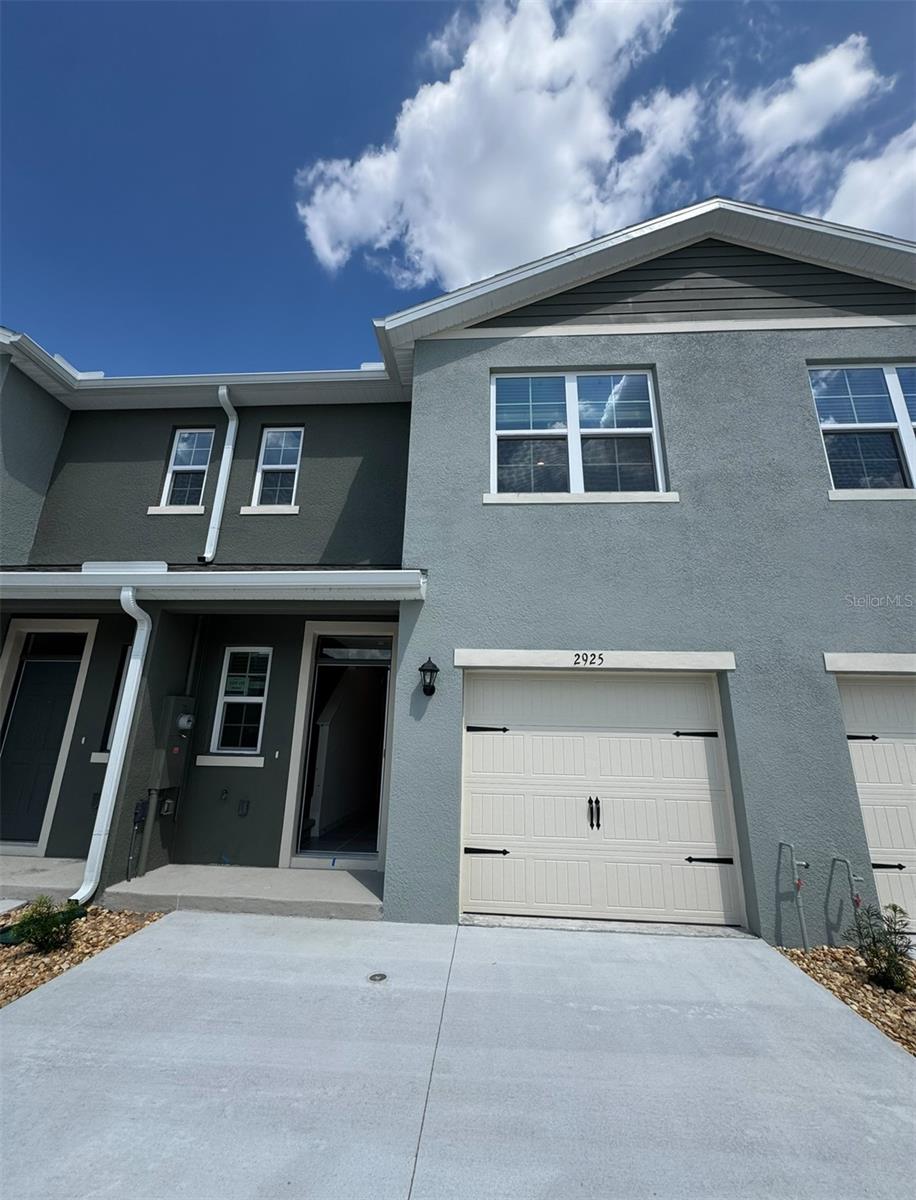 2925 CANARY AVE, DAVENPORT, FL, 33837