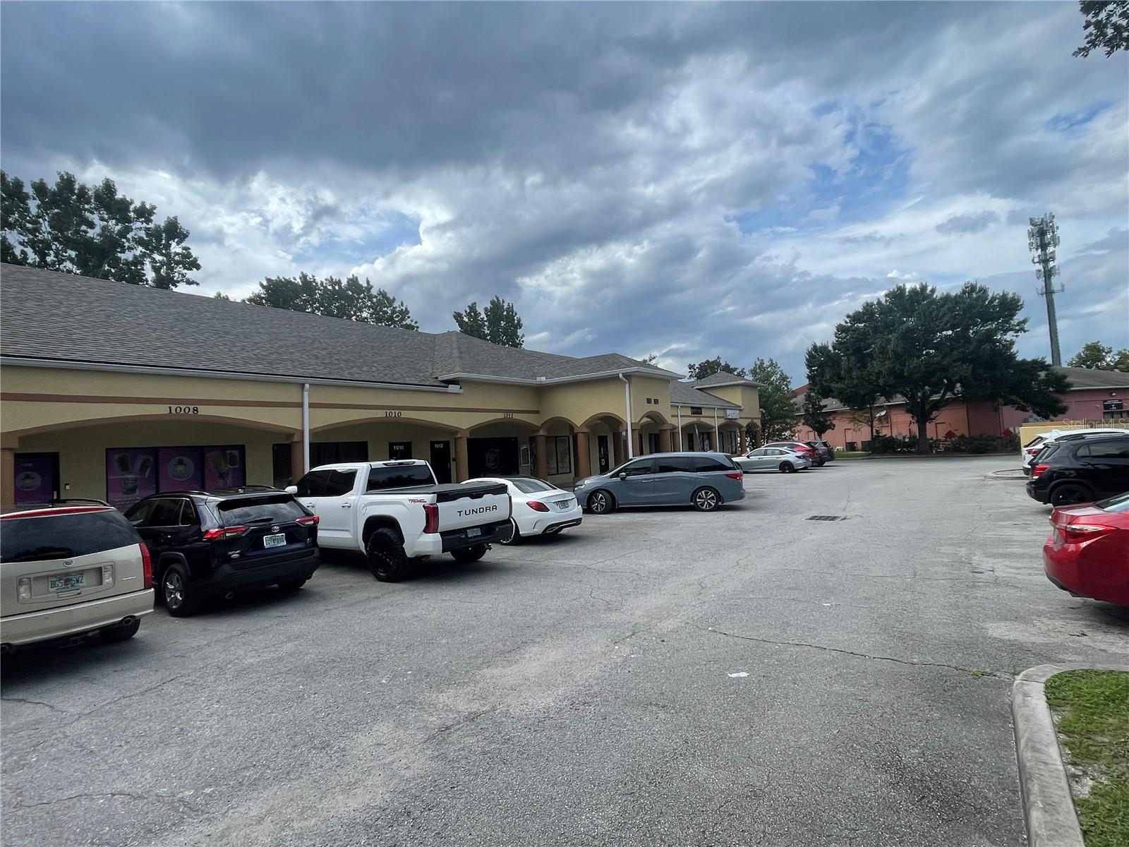 1002 PLAZA DR, KISSIMMEE, FL, 34743