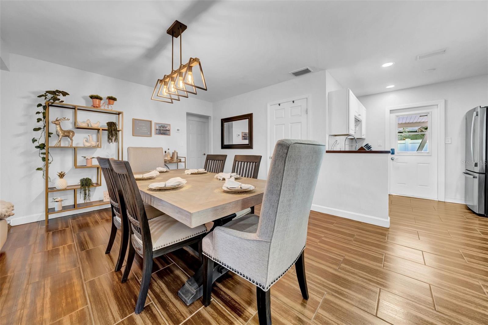 1303 51ST AVE N, ST PETERSBURG, FL, 33703