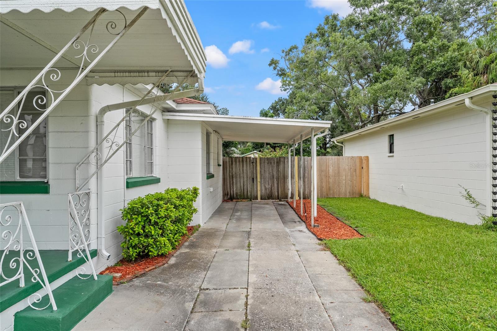 905 W CORAL ST, TAMPA, FL, 33602