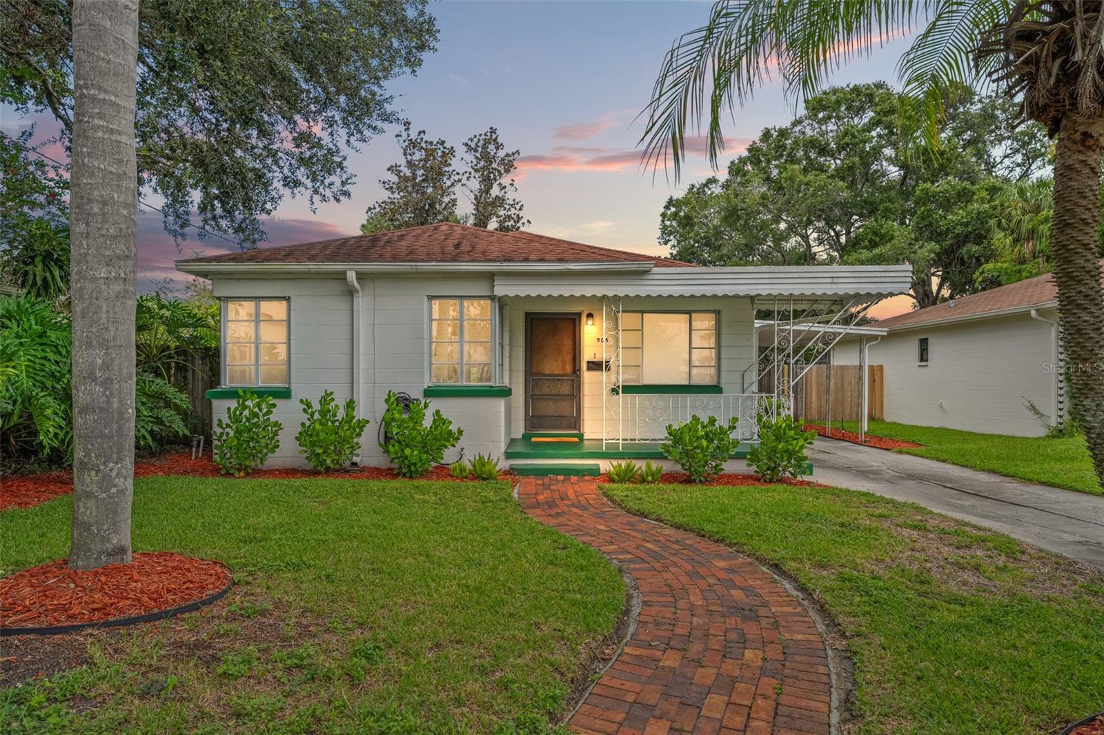 905 W CORAL ST, TAMPA, FL, 33602