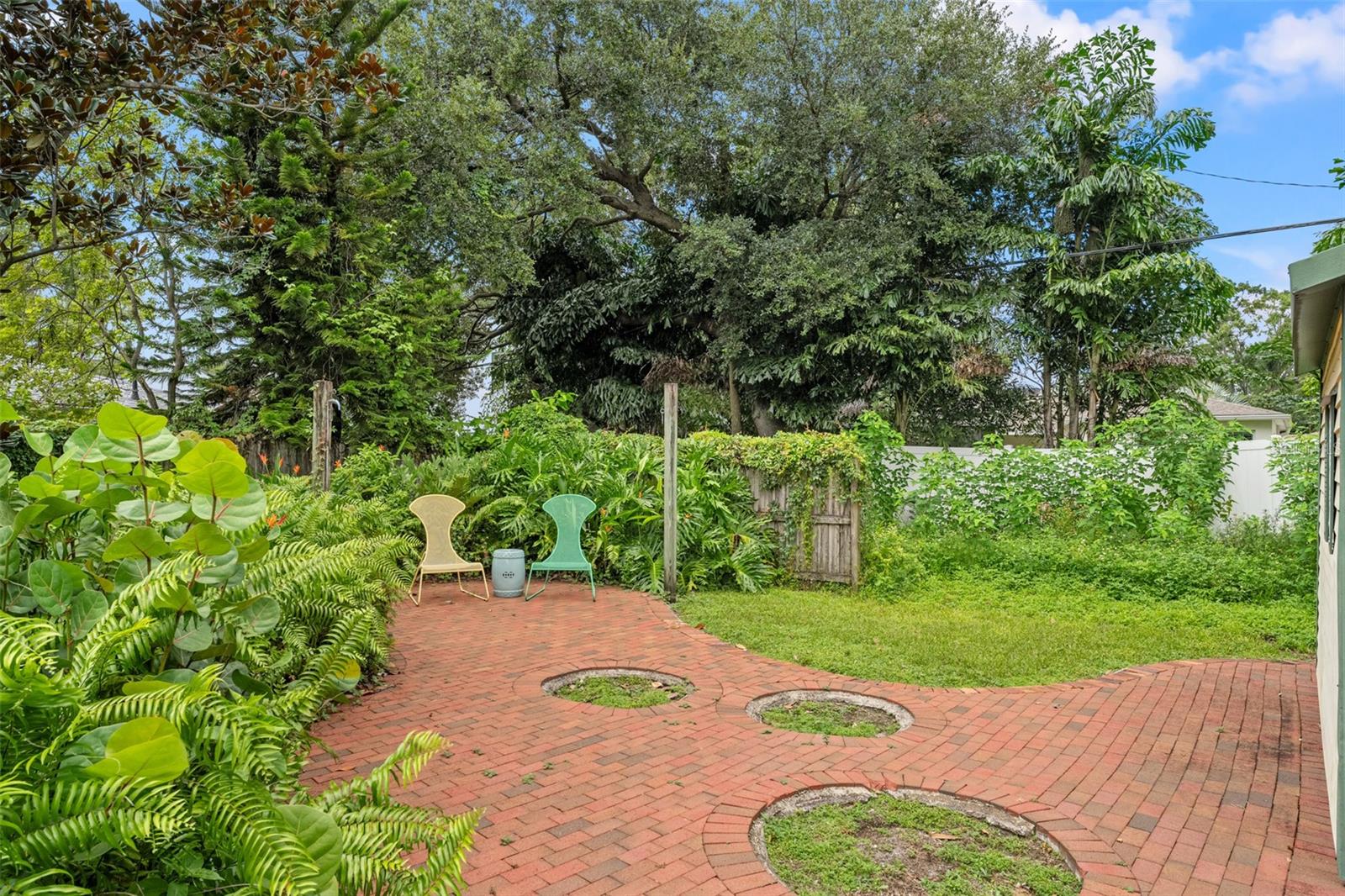 905 W CORAL ST, TAMPA, FL, 33602