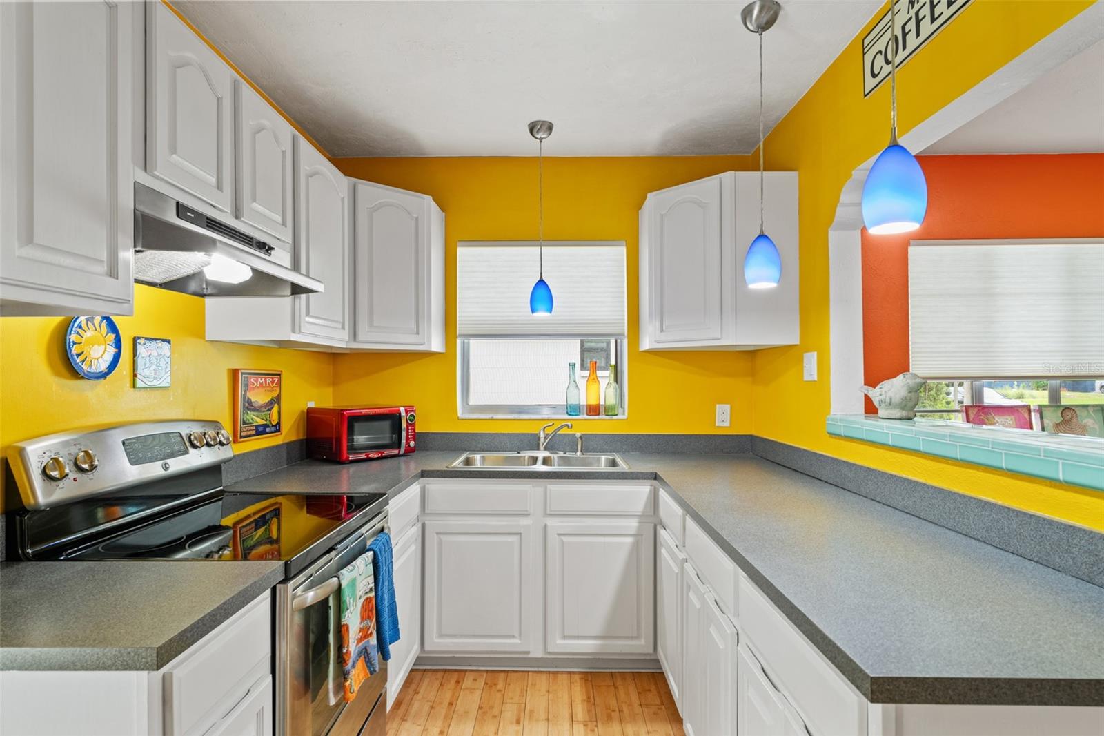 905 W CORAL ST, TAMPA, FL, 33602