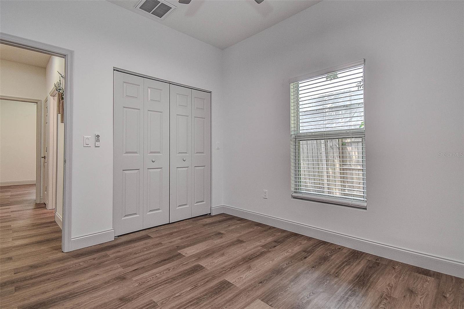 5105 68TH WAY N, ST PETERSBURG, FL, 33709