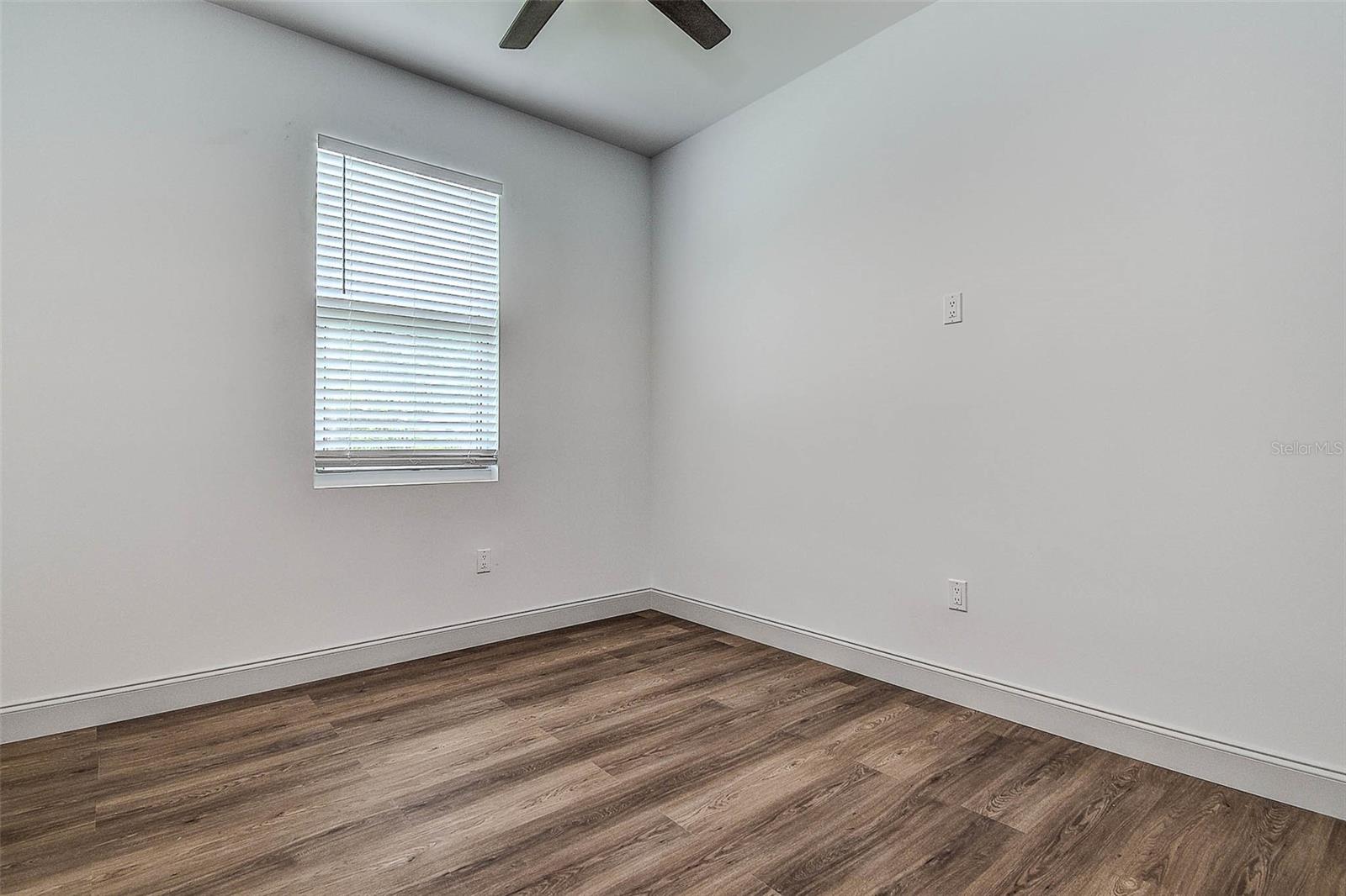 5105 68TH WAY N, ST PETERSBURG, FL, 33709