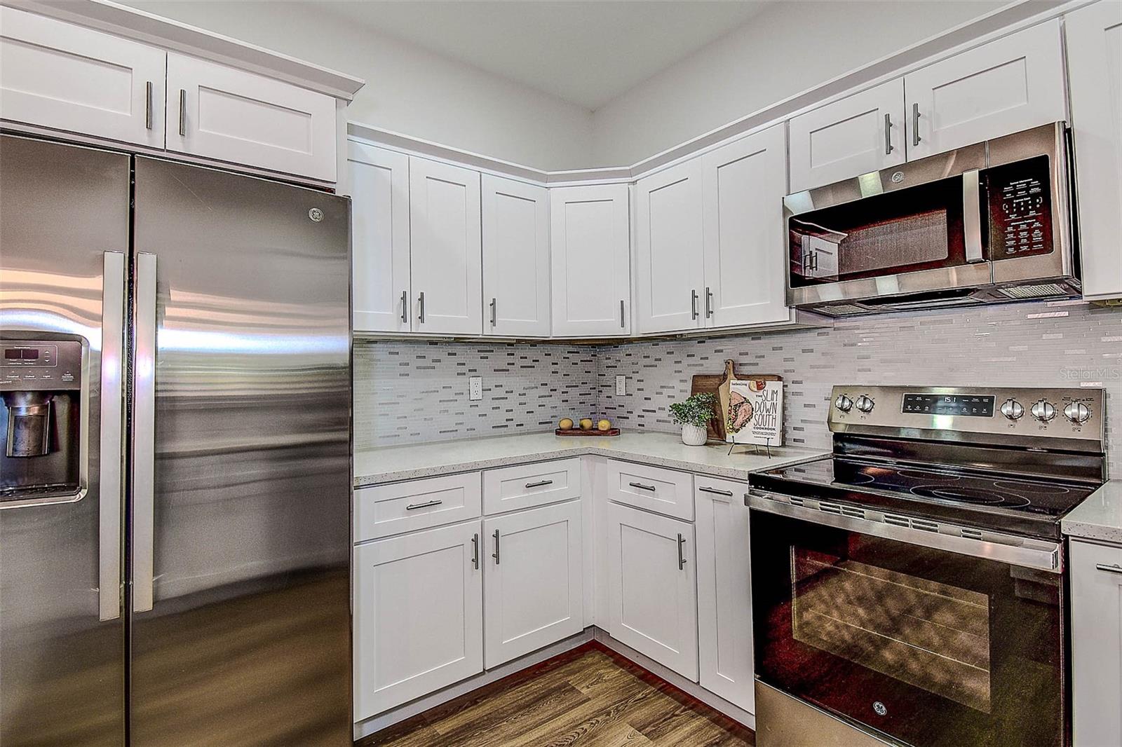 5105 68TH WAY N, ST PETERSBURG, FL, 33709