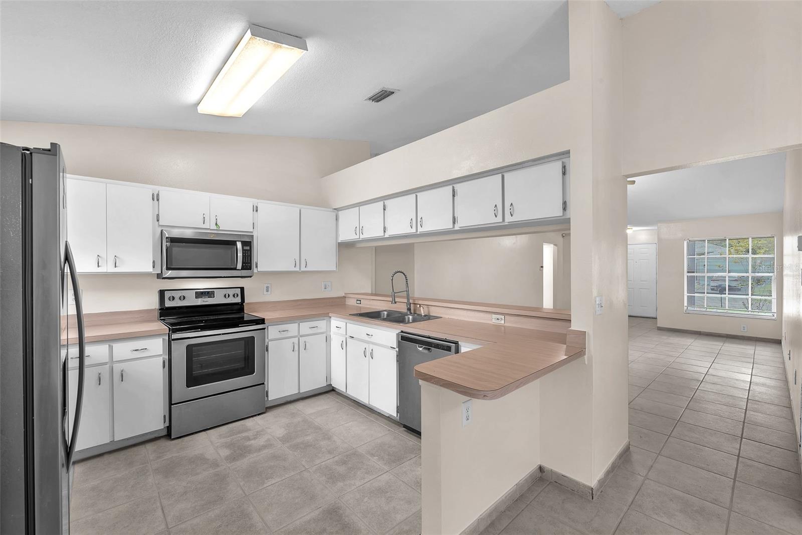 1816 ELLINGTON CT, VALRICO, FL, 33594