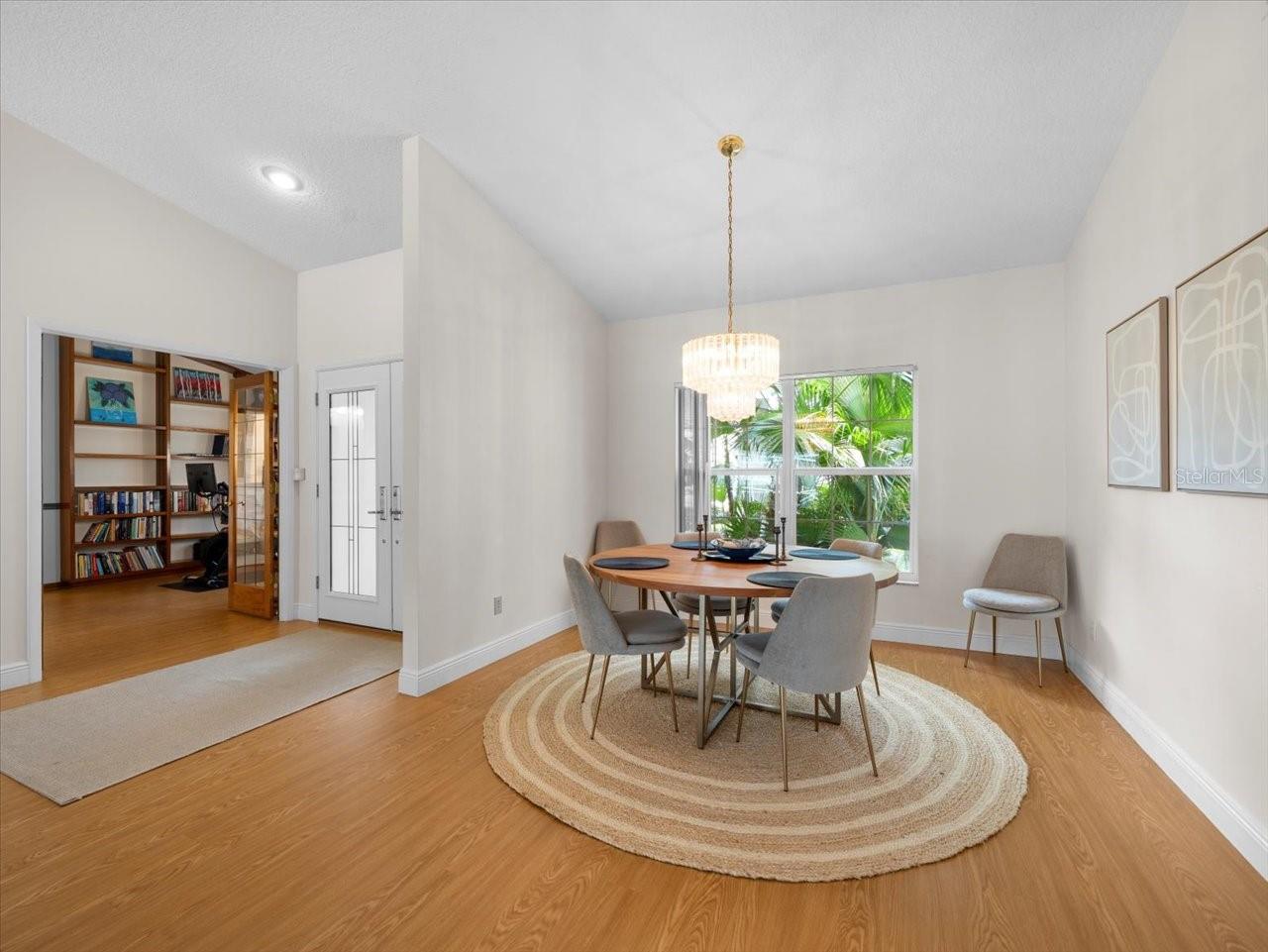 13707 WALBROOKE DR, TAMPA, FL, 33624