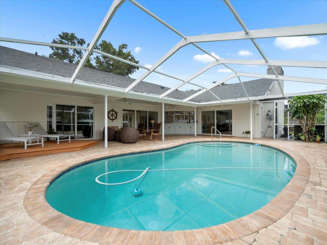 13707 WALBROOKE DR, TAMPA, FL, 33624