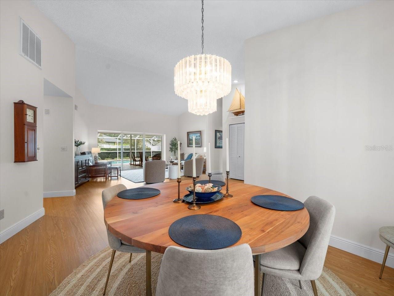 13707 WALBROOKE DR, TAMPA, FL, 33624