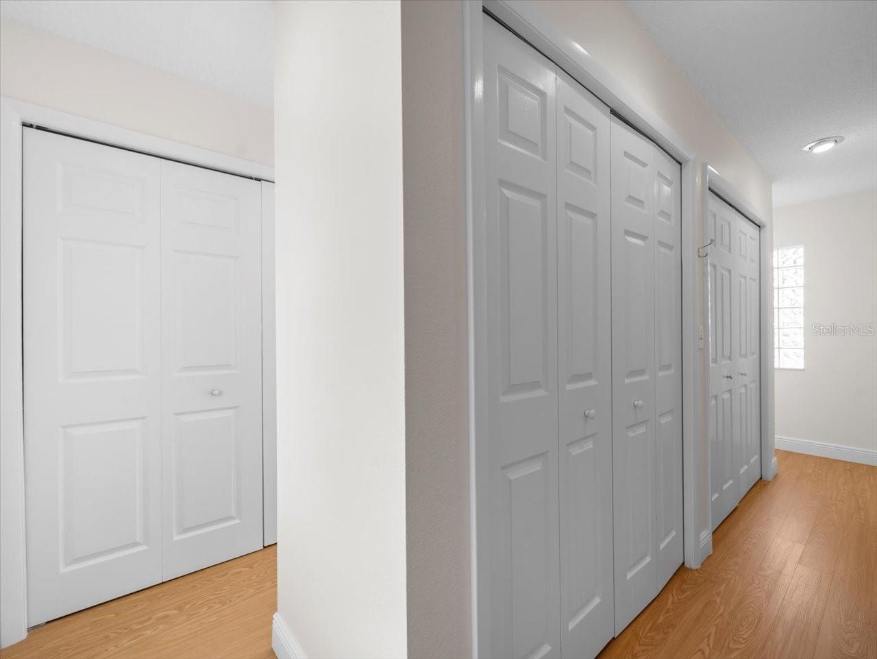 13707 WALBROOKE DR, TAMPA, FL, 33624