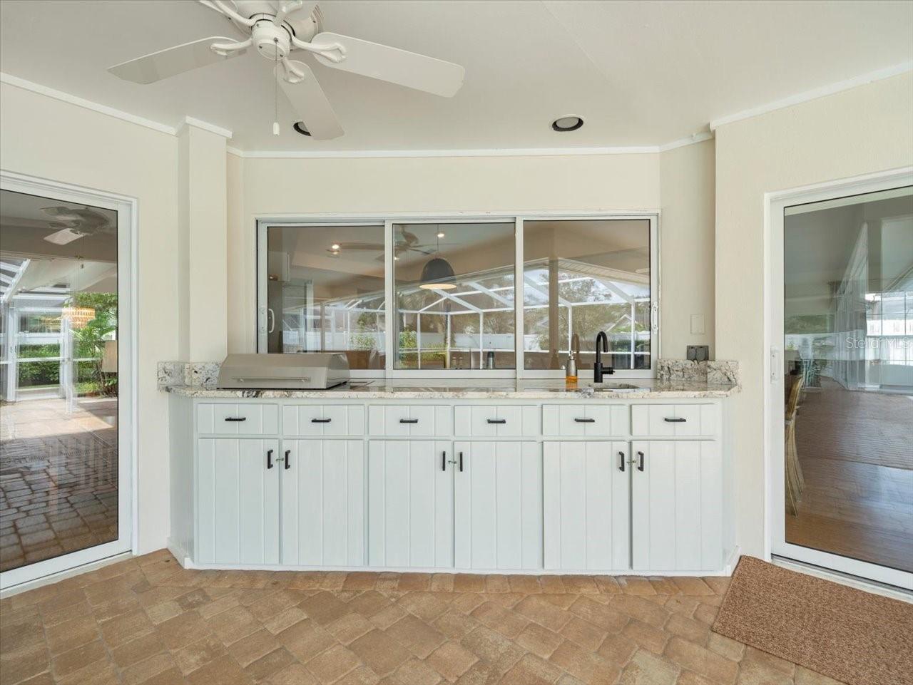 13707 WALBROOKE DR, TAMPA, FL, 33624