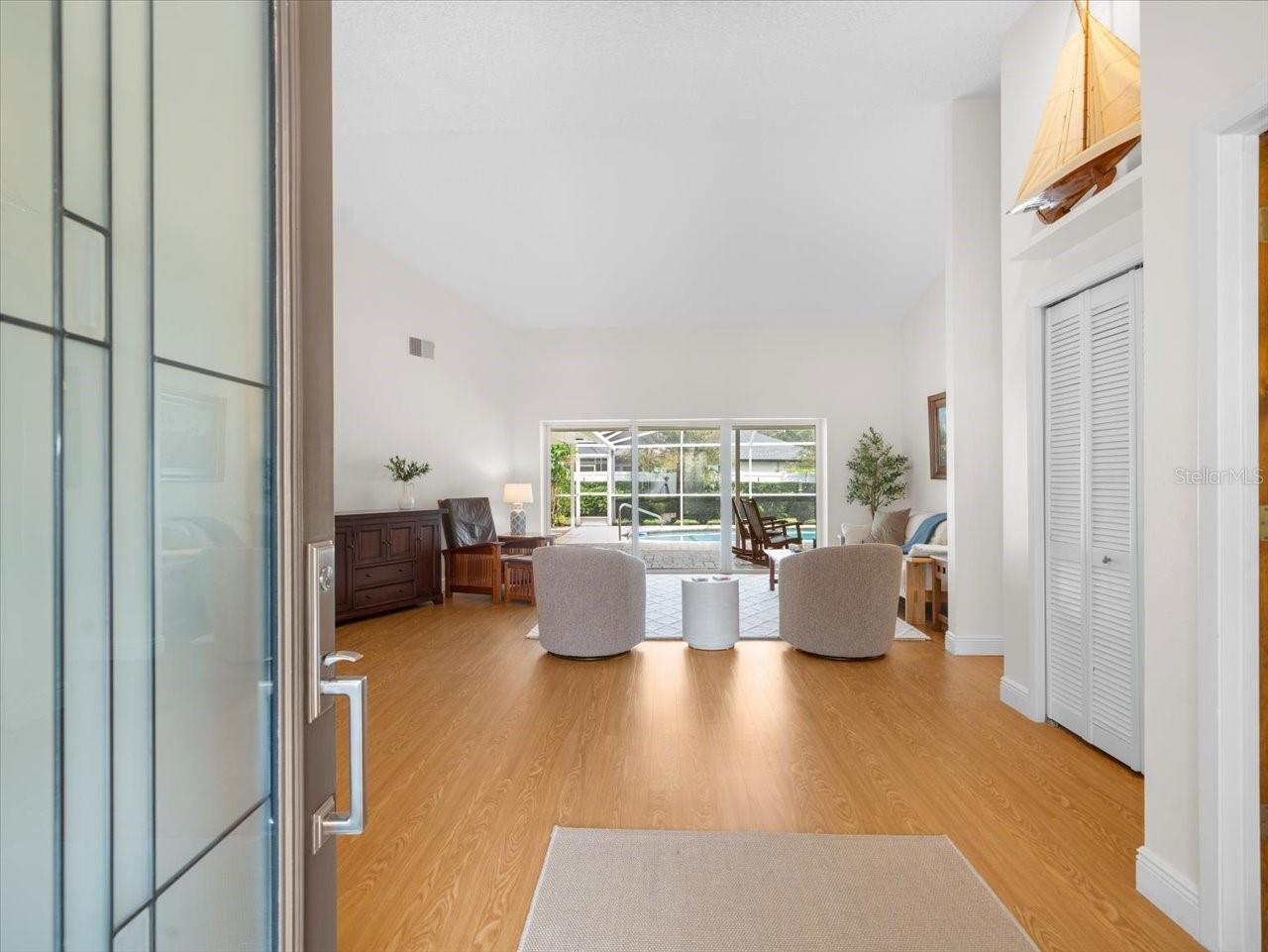 13707 WALBROOKE DR, TAMPA, FL, 33624