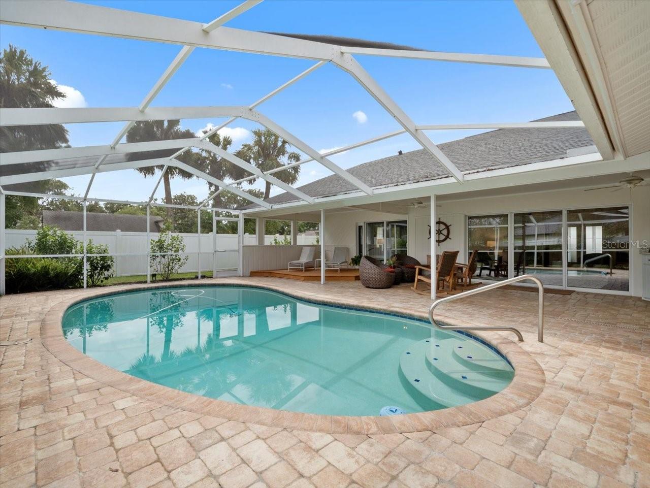 13707 WALBROOKE DR, TAMPA, FL, 33624