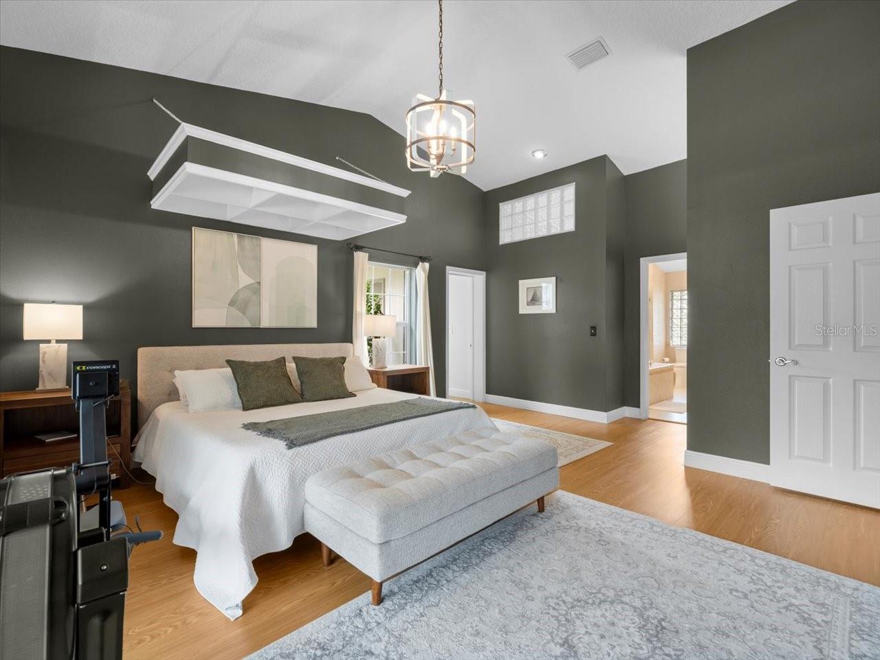 13707 WALBROOKE DR, TAMPA, FL, 33624