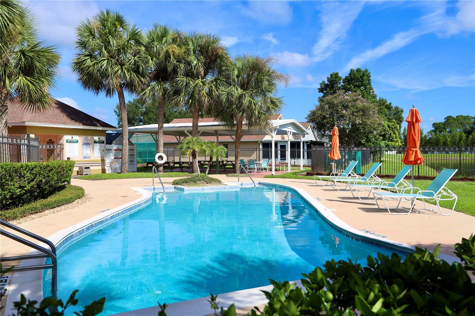 16220 COOPERS HAWK AVE, CLERMONT, FL, 34714