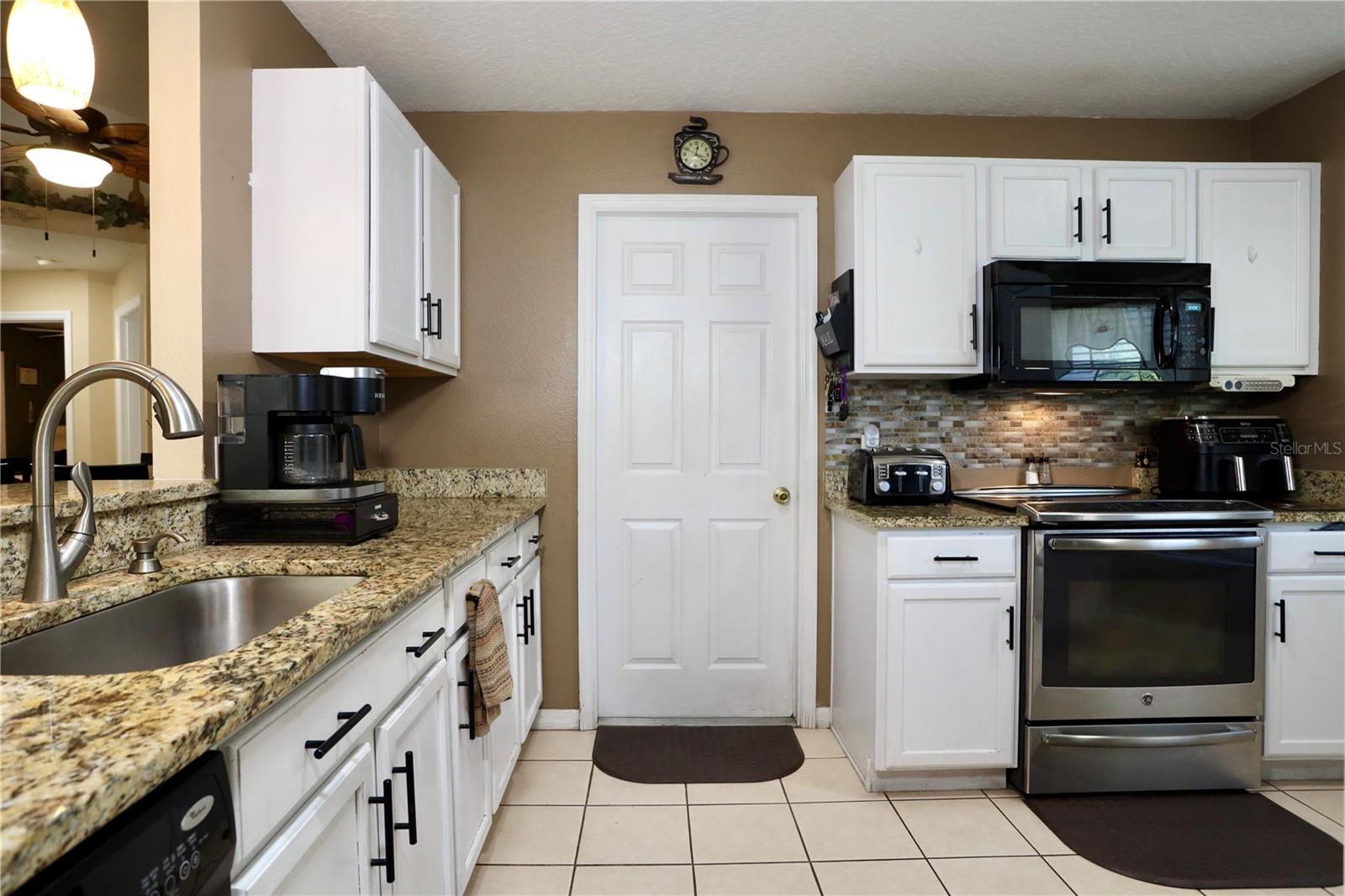 16220 COOPERS HAWK AVE, CLERMONT, FL, 34714