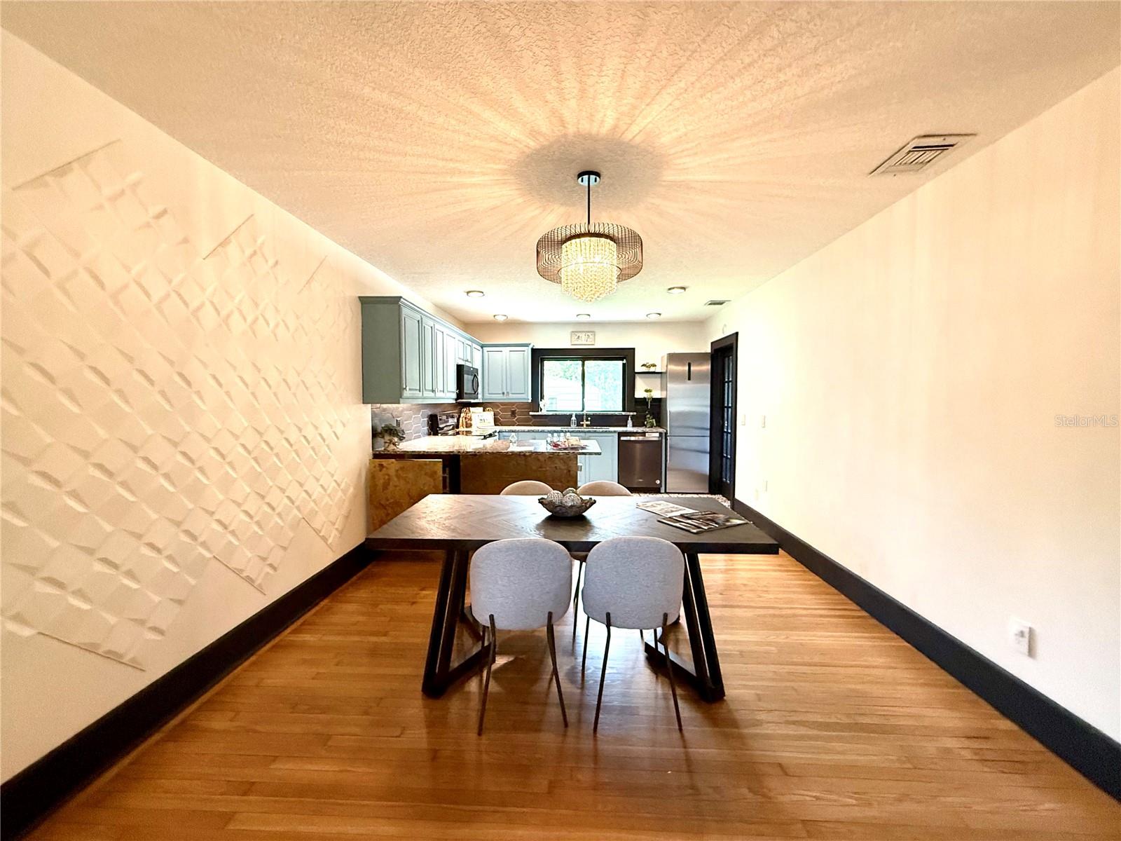 204 E HARVARD ST, ORLANDO, FL, 32804