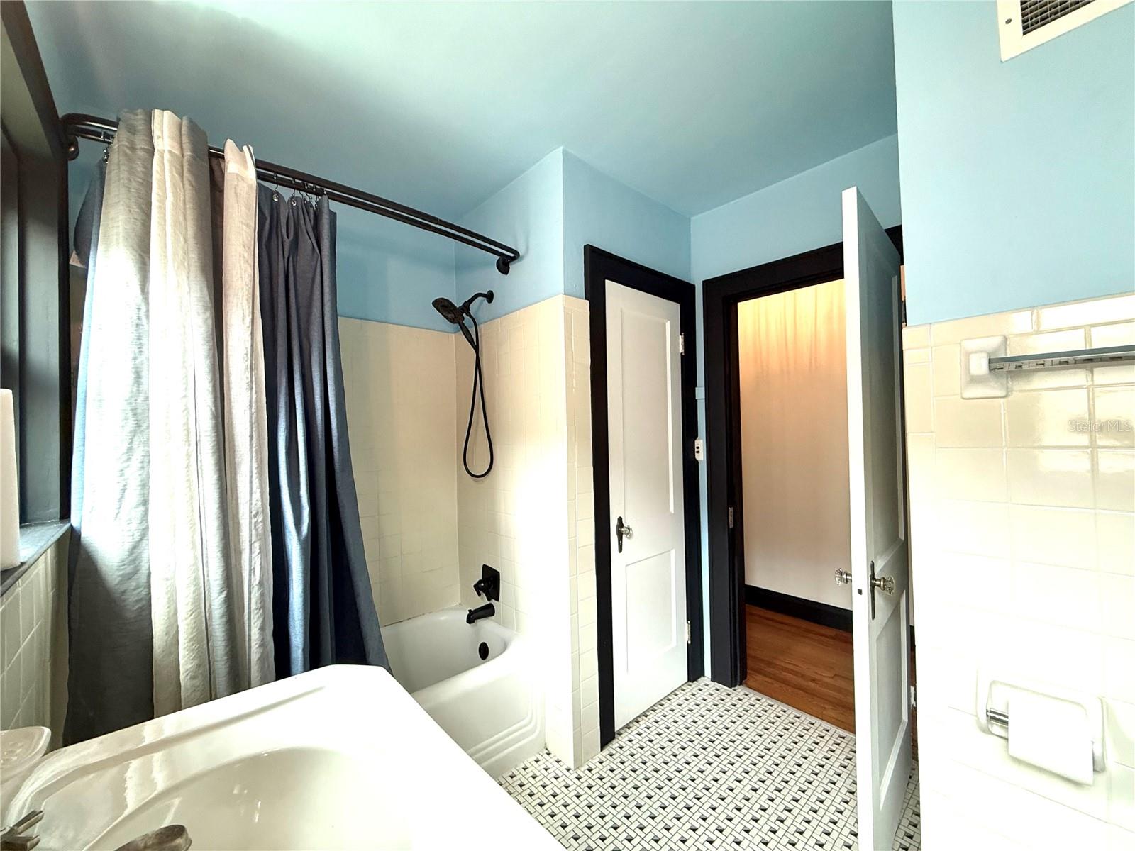 204 E HARVARD ST, ORLANDO, FL, 32804