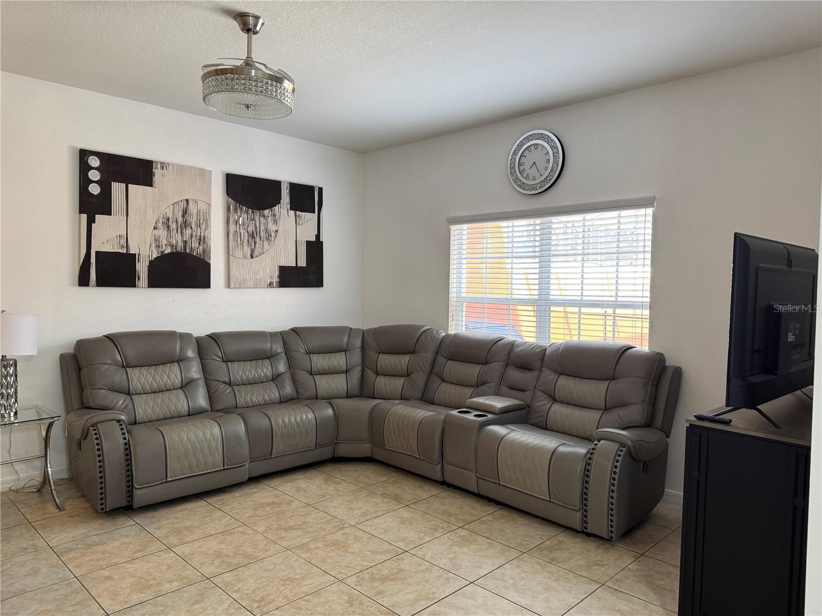 8975 CANDY PALM RD, KISSIMMEE, FL, 34747