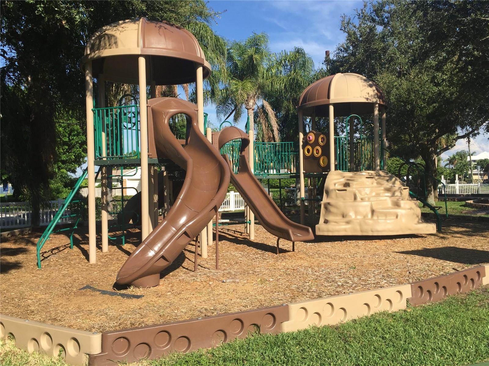 800 E GULF BLVD #5, INDIAN ROCKS BEACH, FL, 33785