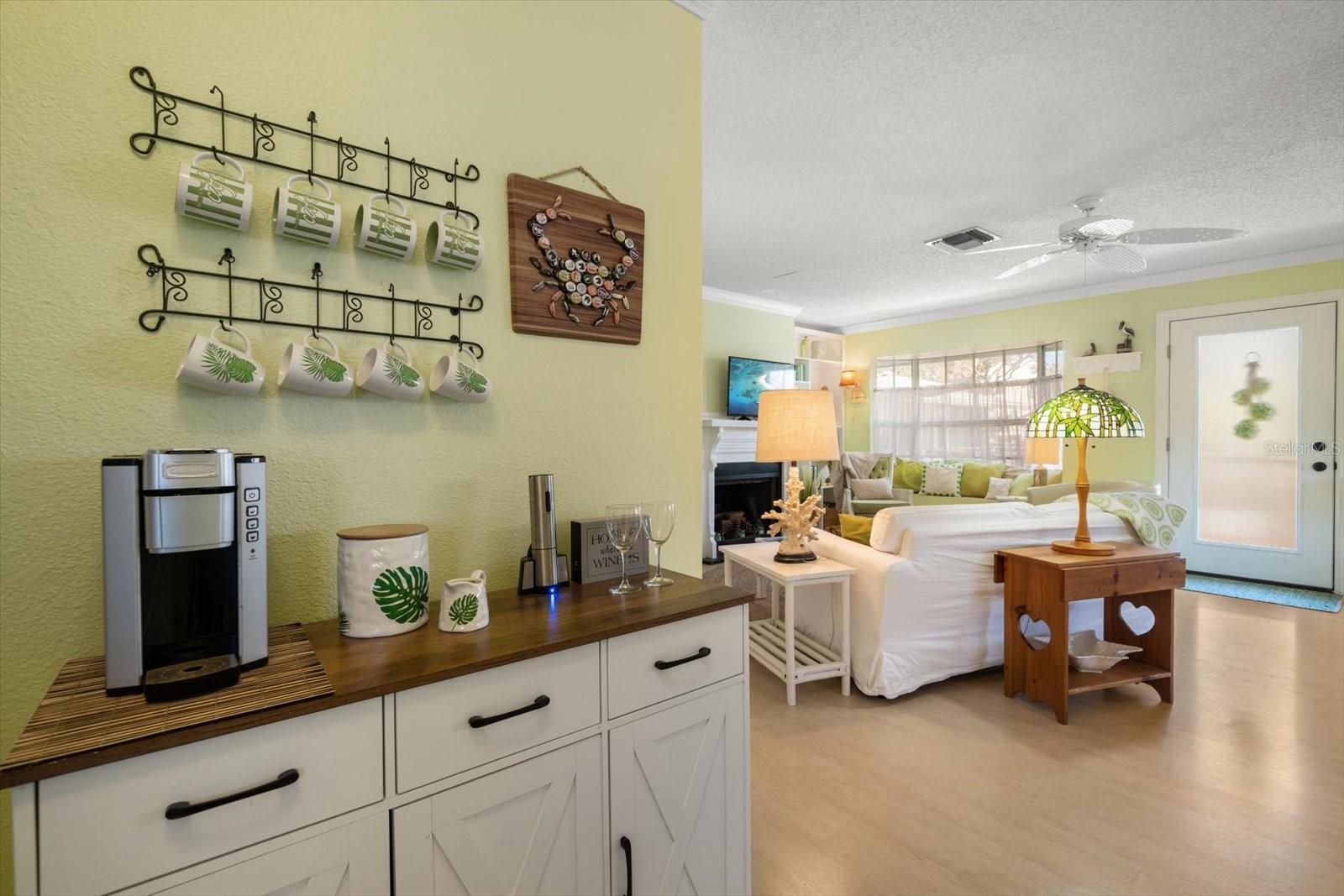 800 E GULF BLVD #5, INDIAN ROCKS BEACH, FL, 33785