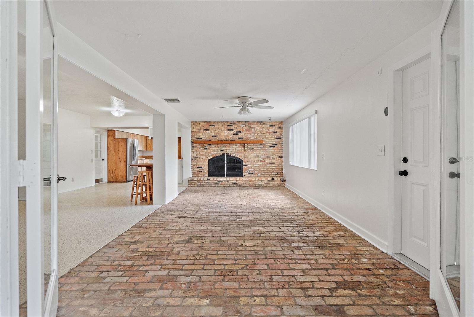 3391 WALNUT ST NE, ST PETERSBURG, FL, 33704