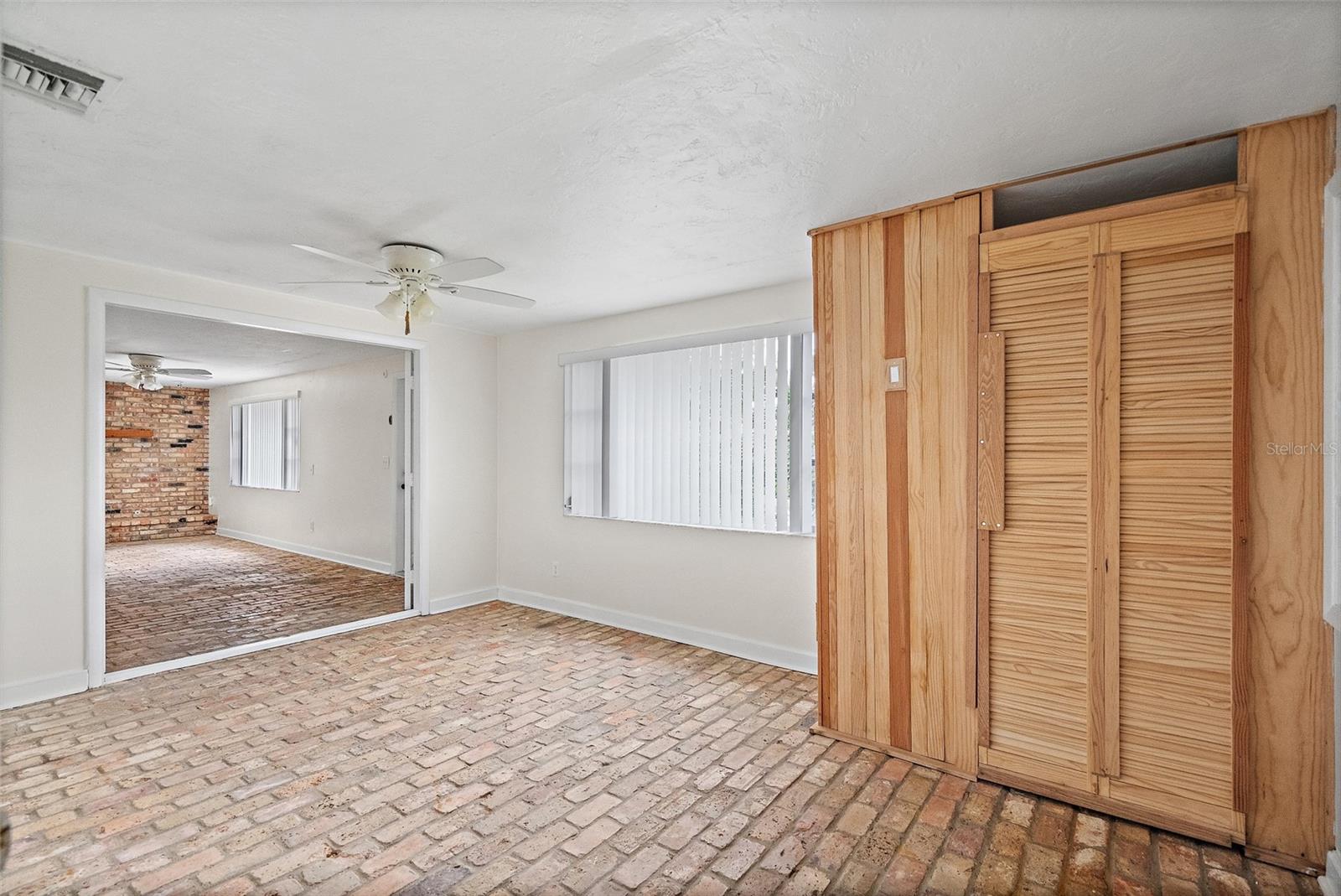 3391 WALNUT ST NE, ST PETERSBURG, FL, 33704