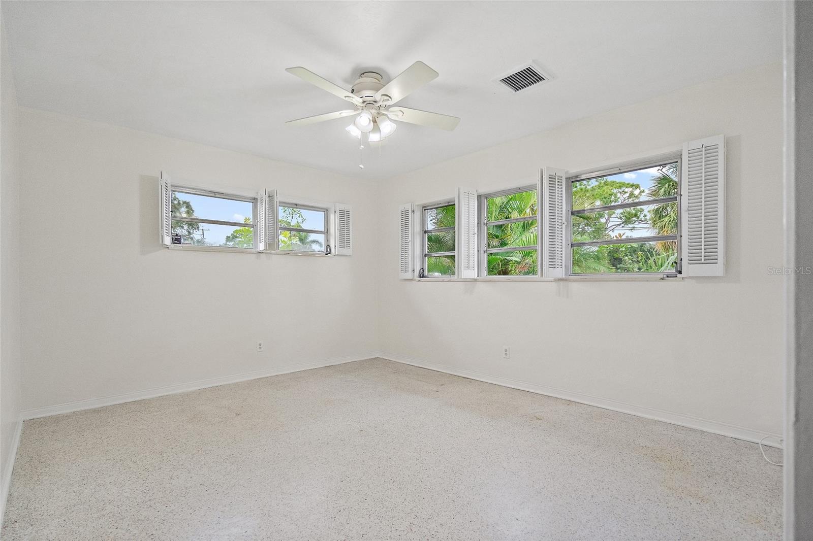 3391 WALNUT ST NE, ST PETERSBURG, FL, 33704