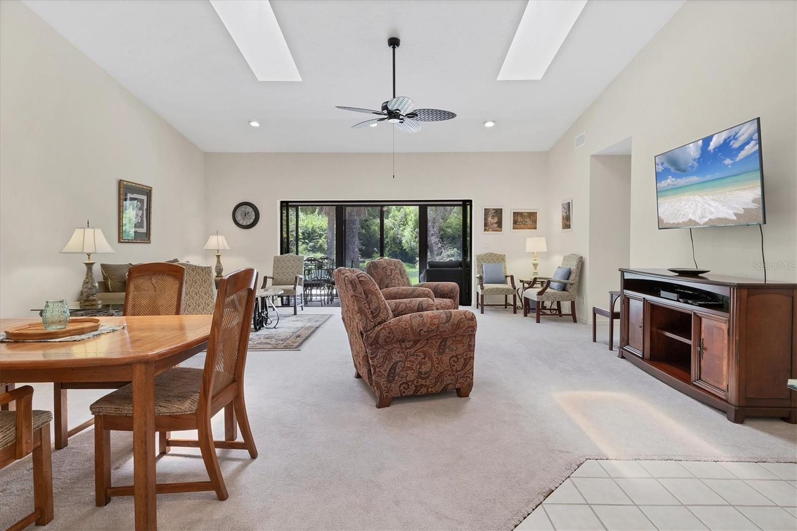 3946 WILSHIRE CIR E #168, SARASOTA, FL, 34238