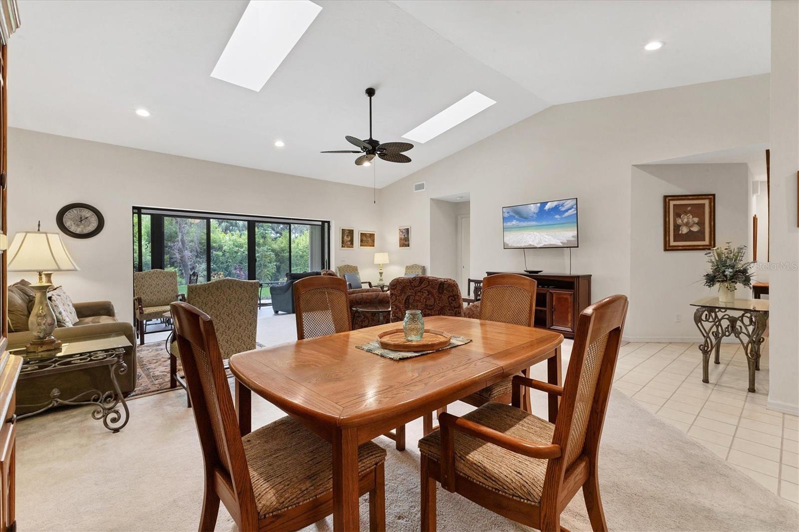 3946 WILSHIRE CIR E #168, SARASOTA, FL, 34238